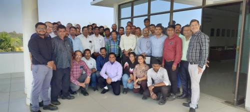 Group-Pic-with-Kalsar-Plant-Employees